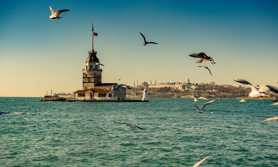 خوابگاه دخترانه استانبول